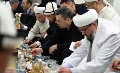 İmamların maaşları Sadır Caparov'un girişimiyle artırılacak