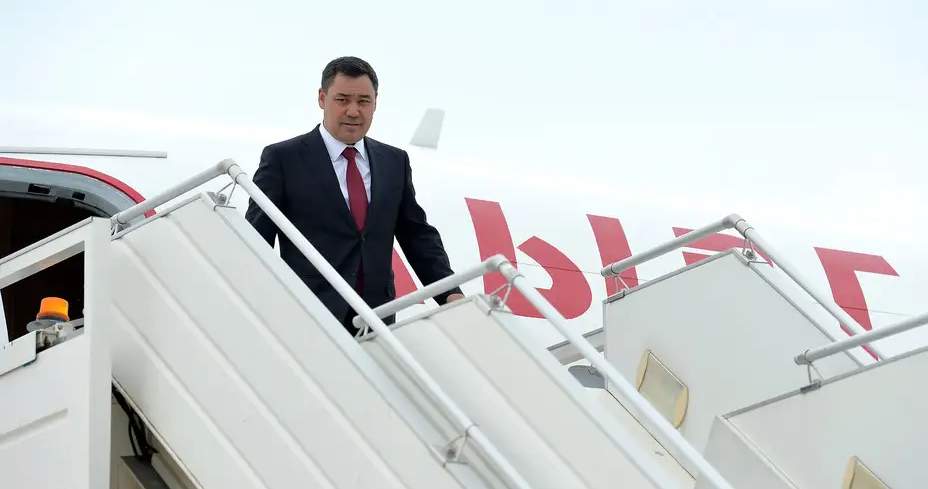 Sadır Caparov resmi ziyaret için Kore'ye geldi