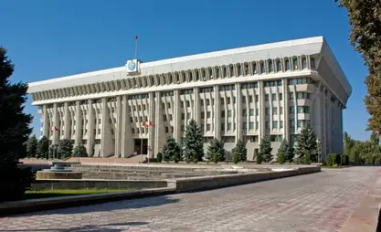 Bir delege, şiddet uygulayan ve ailelerini terk eden erkeklerin Milletvekilliğine aday olmalarının yasaklanmasını önerdi
