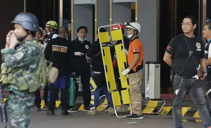 Filipinler açıklarında feribot battı, 13 kişi öldü