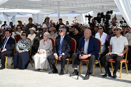 14_qnu0dey.max-2560x1440.format-webp.jpegquality-90.webp