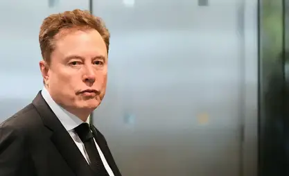 Musk uyarısını tekrarladı: Yapay Zeka potansiyel olarak nükleer silahlardan daha tehlikeli