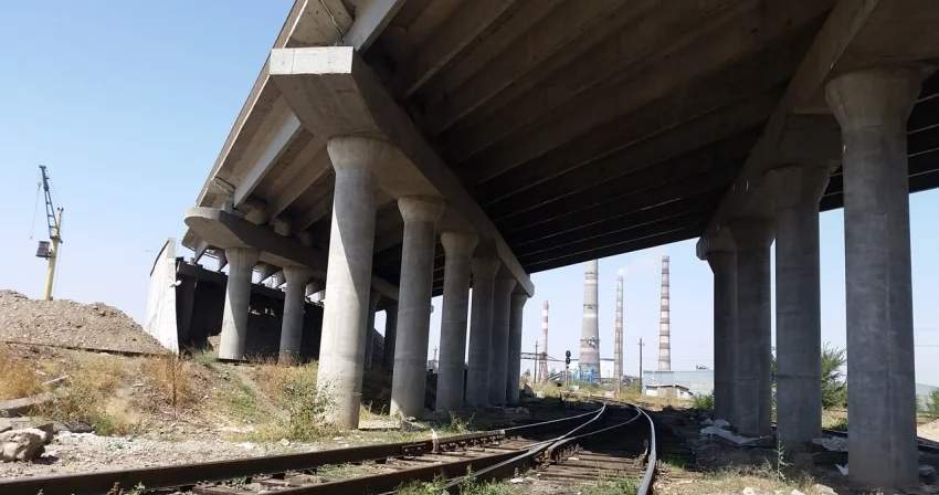Bişkek'te yeni 8 şeritli köprünün bir kısmı Ekim ayı sonuna kadar kısmen açılacak