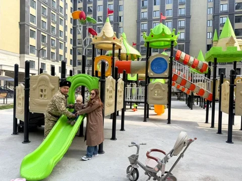 15_hWoLJMp.max-2560x1440.format-webp.jpegquality-90.webp