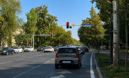 Bişkek'teki Çıngız Aytmatov bulvarı'nda on dört trafik ışığı modernize edildi