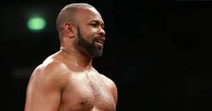 Dünya boks efsanesi Roy Jones Oş'a geldi