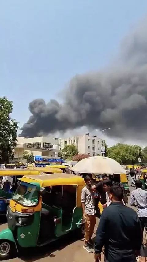2022459121_0_0.max-2560x1440.format-webp.jpegquality-90.webp