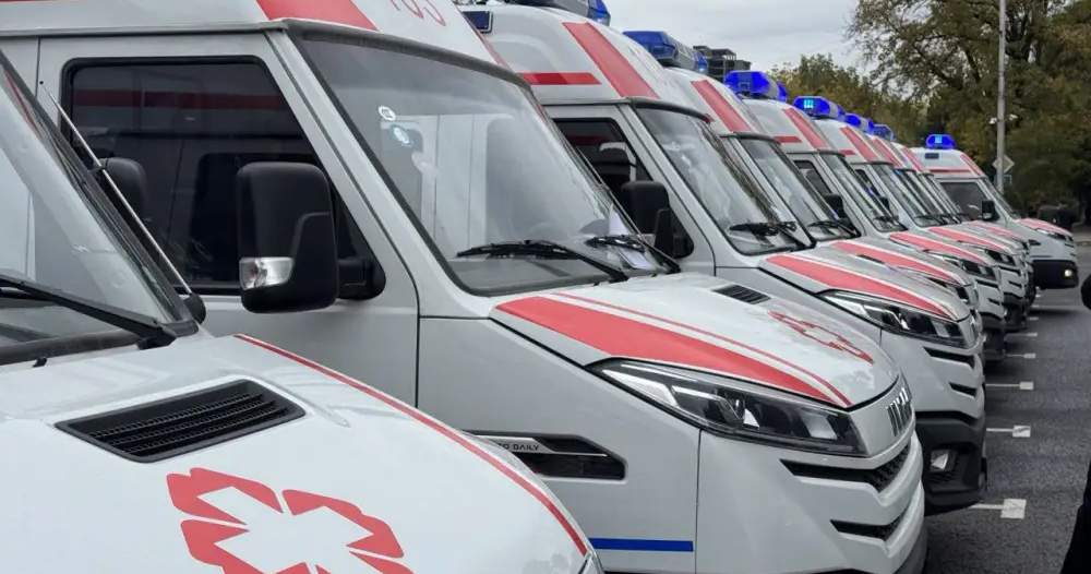 Kırgızistan Sağlık Bakanlığı, Kırgızistan'ın bölgeleri için 73 ambulans satın alacak