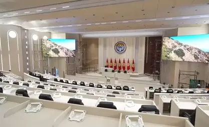 Kırgızistan Parlamentosu'nun yeni Milletvekillerinin ilk oturumunun tarihi açıklandı