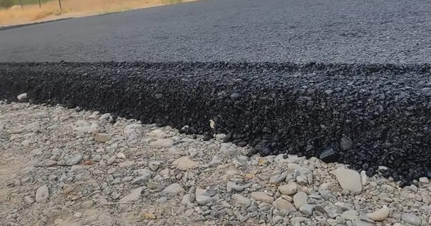 Batken bölgesinde, beş yıl içinde 950 milyon som maliyetle 191 kilometre asfalt döşendi
