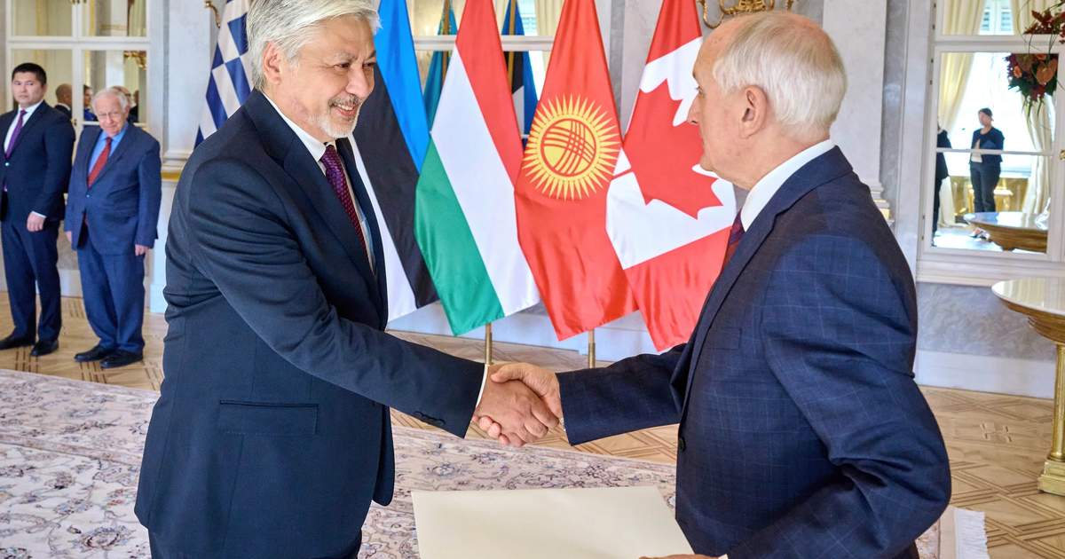Erlan Abdıldaev, Macaristan Cumhurbaşkanına güven mektuplarını sundu