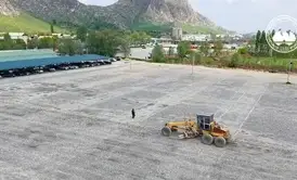 Oş'taki Capalak otomobil pazarında bölgenin modernizasyonu ve iyileştirilmesi başladı