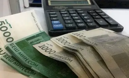 Kırgızistan'da Nisan ayından itibaren doktor ve öğretmen maaşları en az %100 artacak