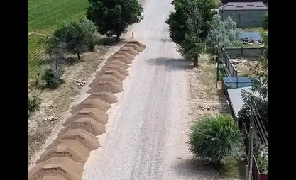 Soltobaev, Talas bölgesi'ndeki yol inşaatını inceledi ve talimatlar verdi