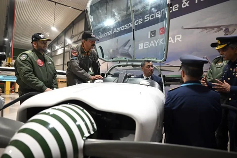 52990207076919_EKXjl6r.max-2560x1440.format-webp.jpegquality-90.webp