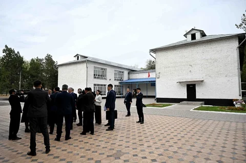 53214678045086_Vd34kJ8.max-2560x1440.format-webp.jpegquality-90.webp