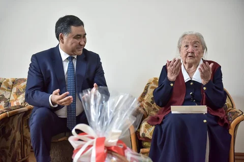 53255915658183_sHZV5Gt.max-2560x1440.format-webp.jpegquality-90.webp