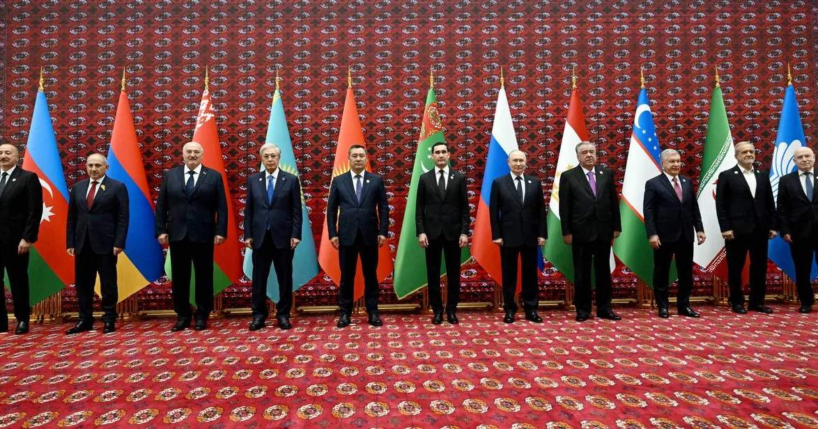 Sadır Caparov BDT Devlet Başkanları Konseyi toplantısına katıldı