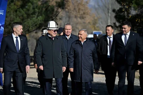 53933451473591_kjJsx6r.max-2560x1440.format-webp.jpegquality-90.webp