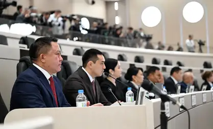 Cogorku Keneş'te beş Parlamento grubu oluşturuldu