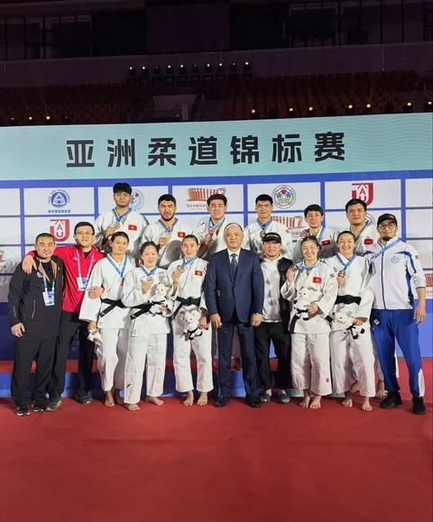 674046981_1622.max-2560x1440.format-webp.jpegquality-90.webp