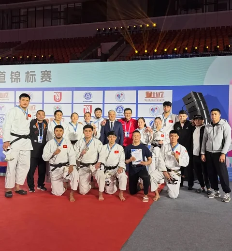 676709886_1508.max-2560x1440.format-webp.jpegquality-90.webp