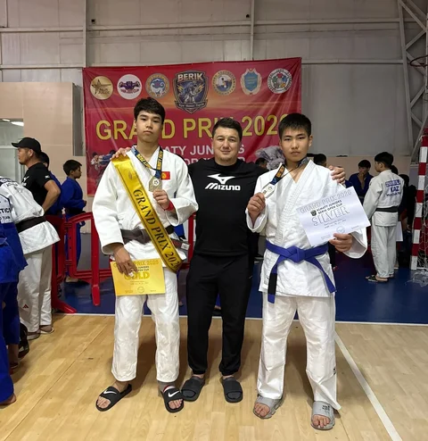 698372248_1452.max-2560x1440.format-webp.jpegquality-90.webp