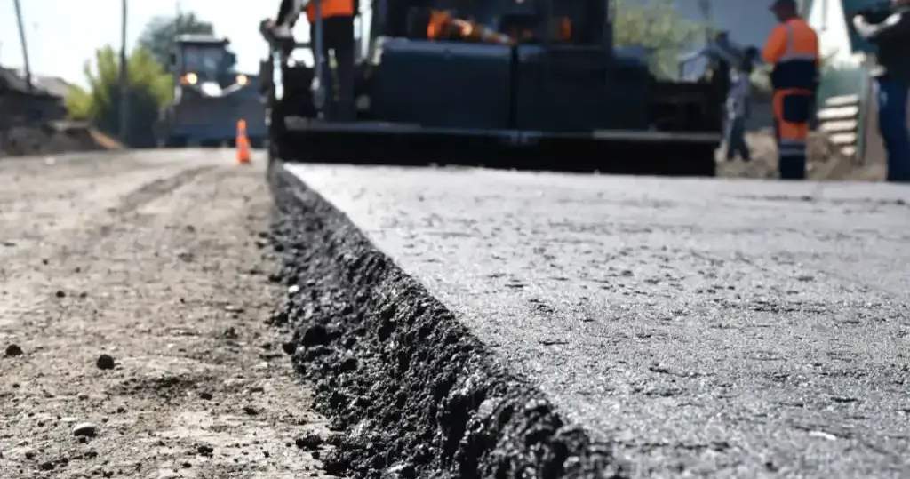 Ala-Buka ilçesinde beş yılda 27 kilometre yol asfaltlandı