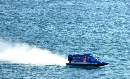 Su üzerinde düzenlenen Formula 1 yarışlarında hangi yakıt kullanıldı?