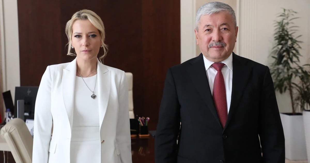 Kasımaliev ve Lantratova, Rusya'daki Kırgız vatandaşlarının haklarının korunmasını görüştü