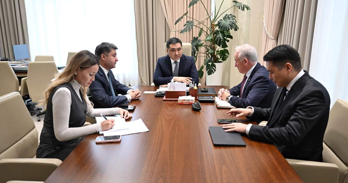 Daniyar Amangeldiev, Knighthood Global'in Başkanıyla görüştü