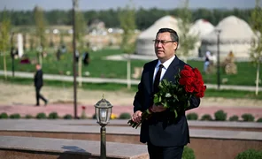 7_IPVGo3a.max-2560x1440.format-webp.jpegquality-90.webp