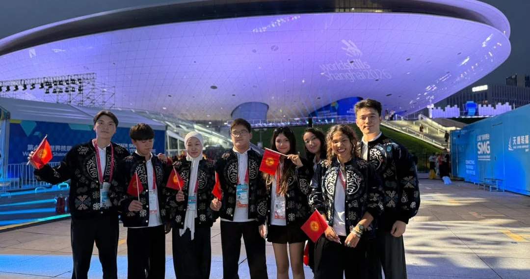 Kırgızistanlı bir kadın, WorldSkills 2026'da "Ülkenin En İyisi" ödülünü aldı