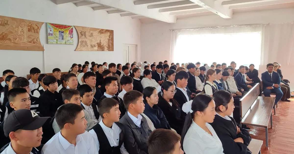 Okul zorbalığı. Kara-Kulca'daki öğrencilere sorumluluk standartları açıklandı