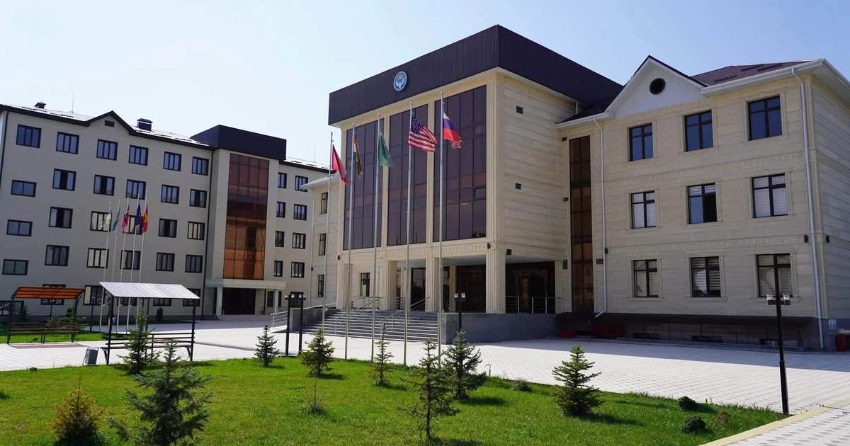Celal-Abad Devlet Üniversitesi'nde yeni binalar açıldı