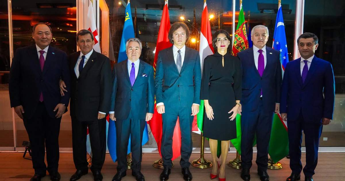 Kırgızistan Dışişleri Bakanı Ceenbek Kulubaev, Orta Asya-Gürcistan Dışişleri Bakanları Zirvesi için…