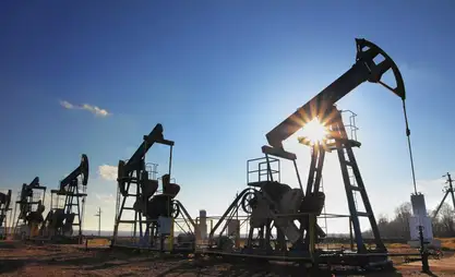 Petrol fiyatları varil başına 104 dolara yükseldi