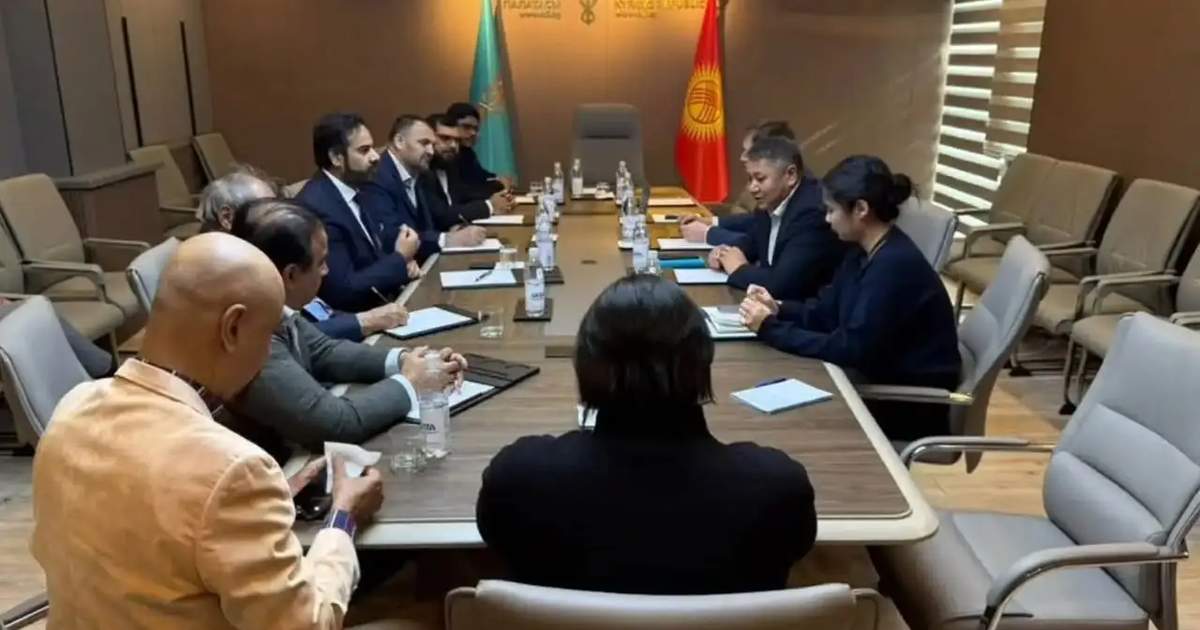 Kırgızistan, Pakistan'da bir Ticaret Merkezi açılması girişimini destekledi