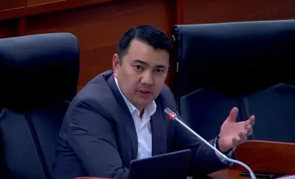 İki Parlamento grubu Marlen Mamataliev'i Meclis Başkanlığı görevine aday gösterdi