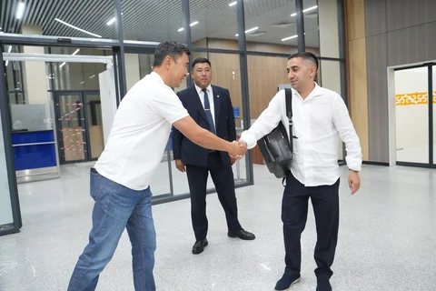 DSC00196.JPG.max-2560x1440.format-webp.jpegquality-90.webp
