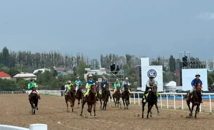 VI. Dünya Göçebe Oyunları. Kırgızistan 6000 metre Bıştı Corgo yarışında birinciliği aldı