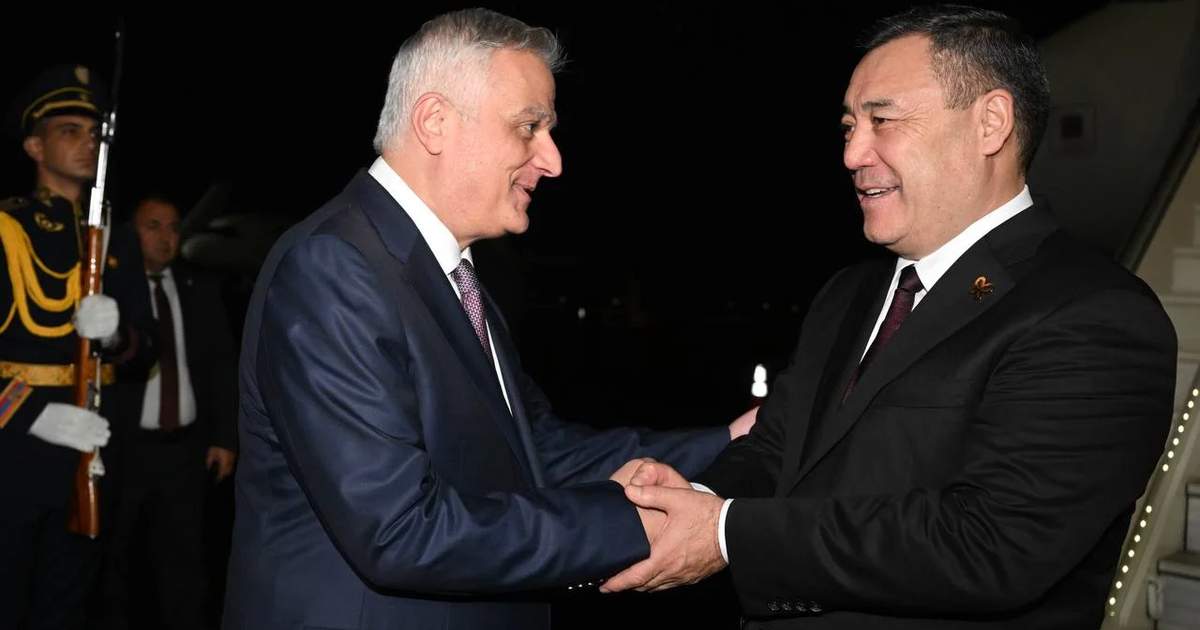 Sadır Caparov Resmi Ziyaret için Ermenistan'a geldi