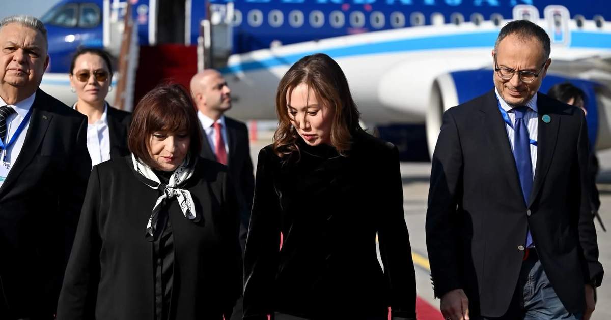 Sagiba Gafarova resmi ziyaret için Kırgızistan'a geldi