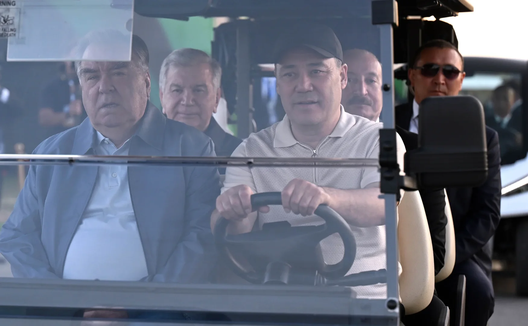 {{item.title }}
