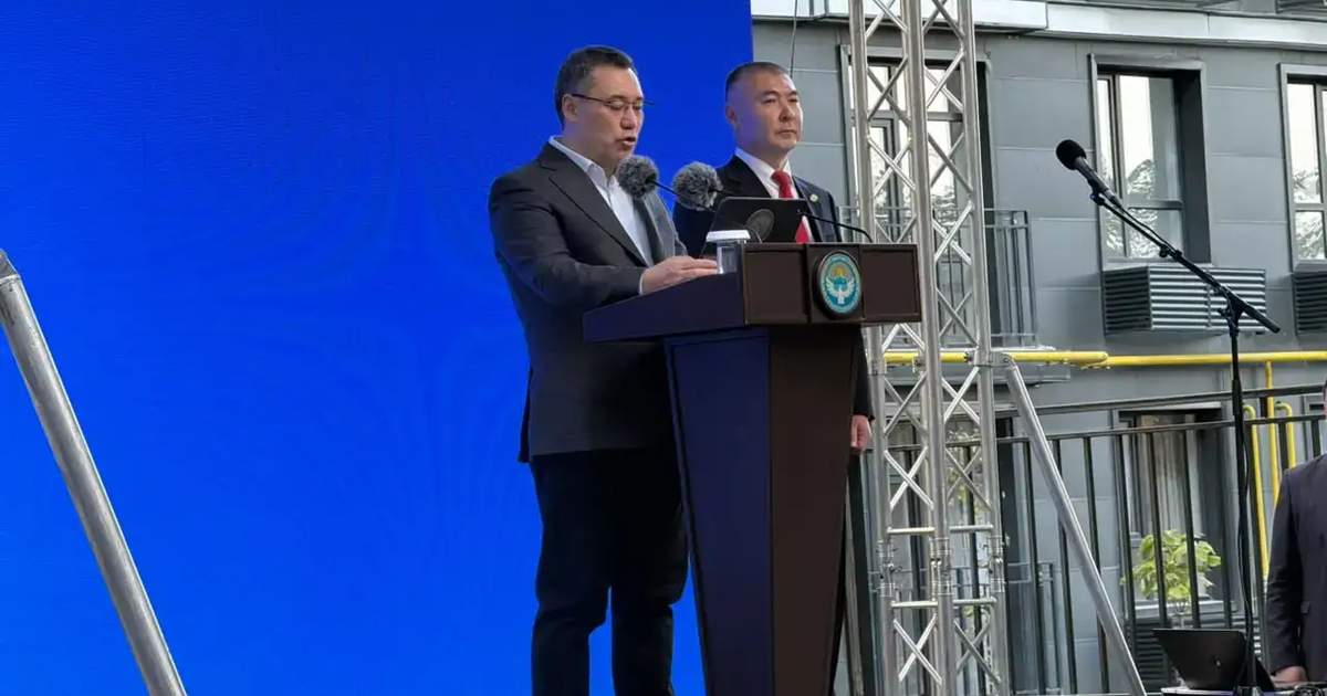 Sadır Caparov: Ev sahibi olmak ailelere geleceğe dair güven veriyor