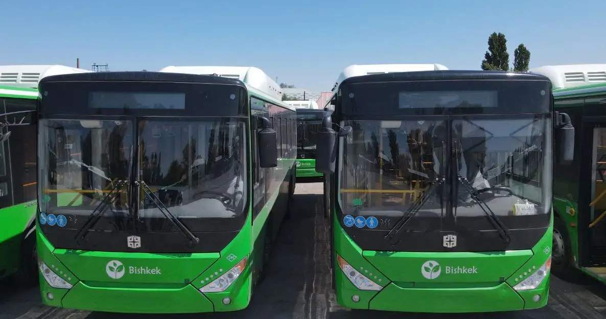 Bişkek, toplu taşıma sürücüleri için yeni ücret sistemini uyguluyor