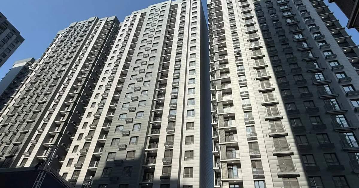 Bişkek'teki Muras konut kompleksinde binden fazla sakin dairelerini teslim aldı
