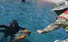 Popüler Altın Kumlar plajının dibinden bir ton çöp çıkarıldı