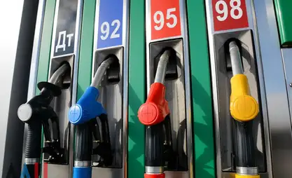 AI-92 benzinine verilen devlet desteği litre başına 30,88 som'dur