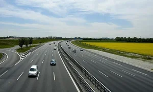 c75ecdaa386f67.max-2560x1440.fo.max-320x180.format-webp.webp